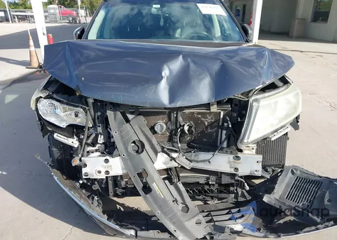 2014 Nissan Pathfinder Sl z USA, uszkodzony, nr VIN 5N1AR2MN3EC684216